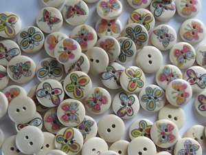 20 mixed print butterfly 15mm buttons