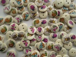 Buttons: 10 mixed print Bee, Bird, snail, ladybug, butterfly 15mm buttons