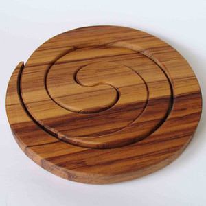 Products: Rimu Wooden Spiral Placemats