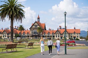 Products: 로토루아 와이토모 타우포 1박 2일 오클랜드 출발 / 종료 – Gn13