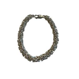 Tina De Suza: Turkish Twist Chainmaille Bracelet