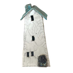 Tall House | Aqua Roof