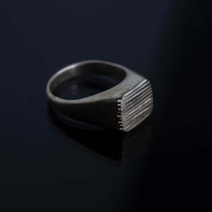 IKI Shikaku Theory Of Stripes Square Ring