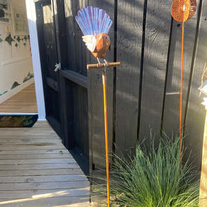 Fantail On Rod | Garden Sculpture