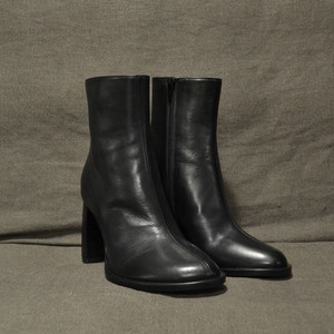 Products: Ann Demeulemeester Vitello Fine Boots ngspace