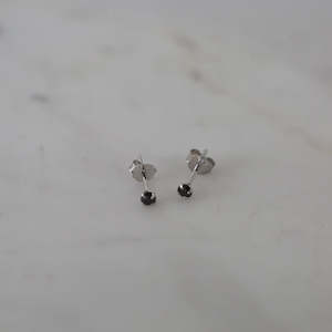 Mini Rock Studs Black | Silver