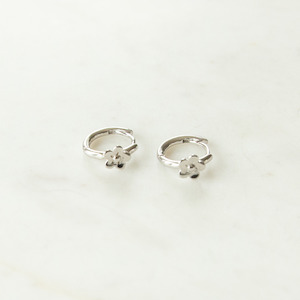 Daisy Day Huggies | Silver