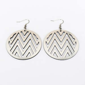Nga Uara: Earrings Silver, Mana