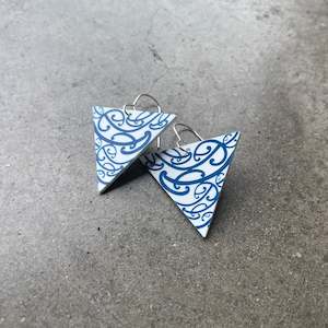 Papatuanuku: Earrings Blue, Papatūānuku