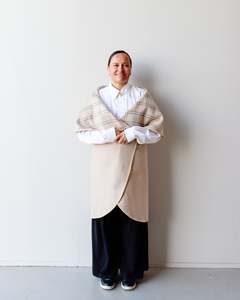 Clothes: 1. Cape (Long), Brown swatch - Raukura