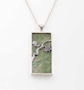 300 400: Pounamu Calypso Pendant in Sterling Silver