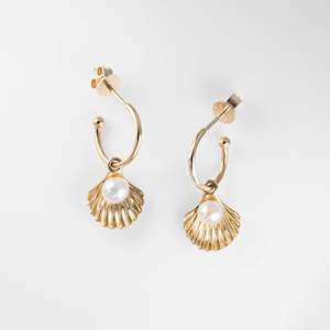 Mother Of Pearl: Venus Pearl Earrings in 9 carat Yellow Gold