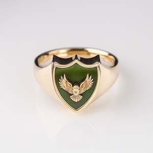 Made To Order: Pounamu Owl Crest Signet ring in Yellow Gold or Platinum