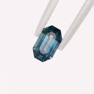 All: Blue Green Sapphire Octagonal cut 1.00 carat