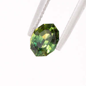 Green Bi-Colour Sapphire 1.73 carat