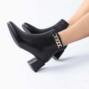 Black Staples: Arkansas Ankle Boot | black leather