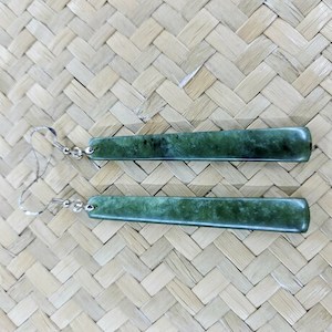 R129 Pounamu earrings - Ninjaflower