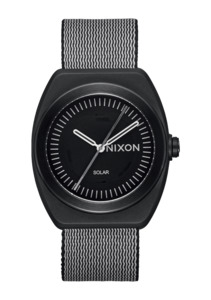 Sustainable Watches: Light-Wave - All Black