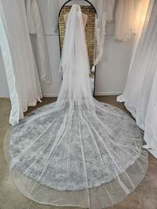 Veils: Long Two-Tiered Classic Veil
