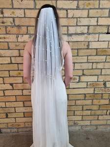 Veils: Mid Length Pearl Veil