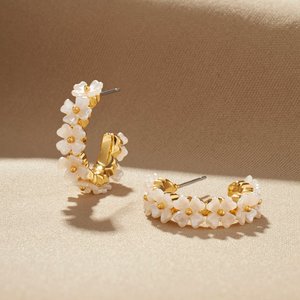 Bridal Jewellery: Pearl Flower Earrings