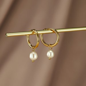 Pearl Bella Hoop Earrings