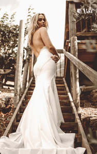 Pre Owned Gowns: Lovers Society - Wyatt Gown