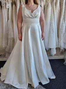Sample Sale: Maria