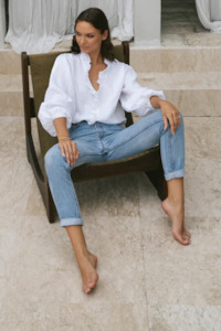 Ljc: Olive Ruffle Shirt | White