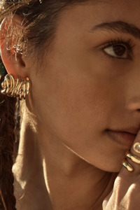 Alvita Earrings