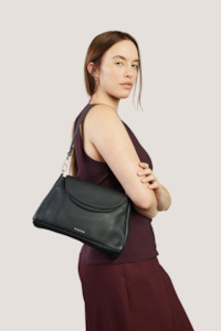 Saben: Beckett Shoulder Bag | Black Luxe