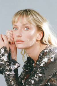 Porter Jewellery: Petite Thick Huggies | White Gold | 8mm