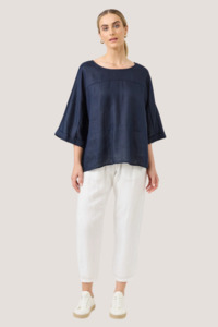 Eb Ive: Studio Relaxed Top | Navy