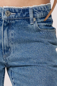 Abrand Jeans: 99 Baggy | Selena Lace