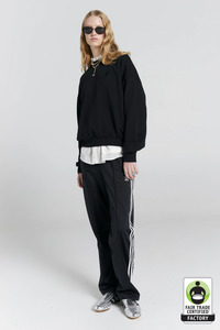 Runaway Girl Organic Cotton Crewneck Sweatshirt | Black