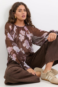 Cosmopolitan Cocoa Blossom Crew Neck Long Sleeve Top