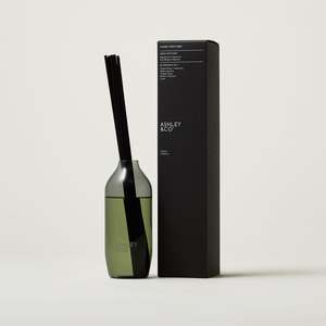 Diffusers: ASHLEY & CO Blossom & Gilt Modern Reed diffuser