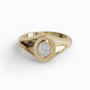 Ellie Oval Signet Ring