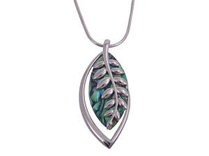 Kiwiana Jewellery: Kiwicraft Fency Paua Shell Silver Fern Pendant with Box