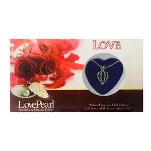 Specials: LOVE - LOVE PEARL NECKLACE & PENDANT GIFTSET