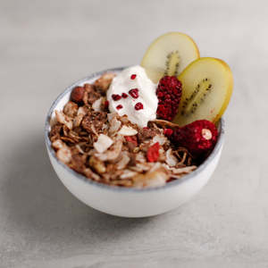 Breakfast: Granola Cacao