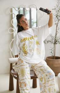 Womens: AMORETTE TEE - MAMA