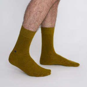 Possum Merino Wool Socks | HAMILTON | Ecru Olive | Men