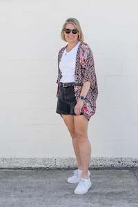 Kimonos: Woodland Floral - Short Patterned Kimono