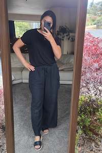 N O O Z Basics: Asymmetrical Tee - Black