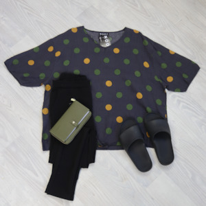 Verity Tie Tops: Short Sleeve Verity Tie Top - Grey Dot