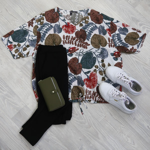 Short Sleeve Verity Tie Top - White Flora