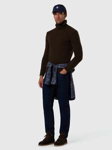 Apparel: Wool-nylon turtleneck sweater