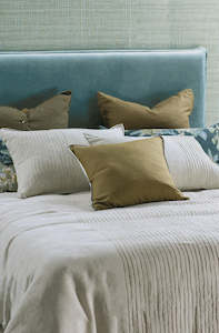 Duvet Covers: Kaiyu Natural Linen Duvet Set