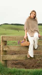 Throws: Poncho - Tabaco